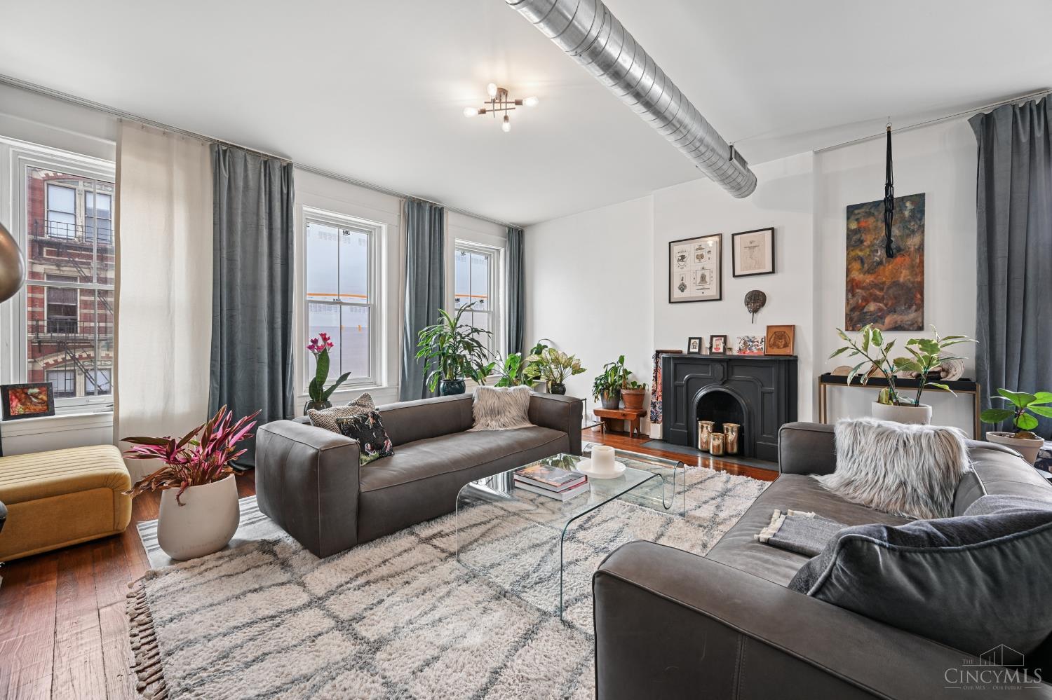 1420 Main Street 3E