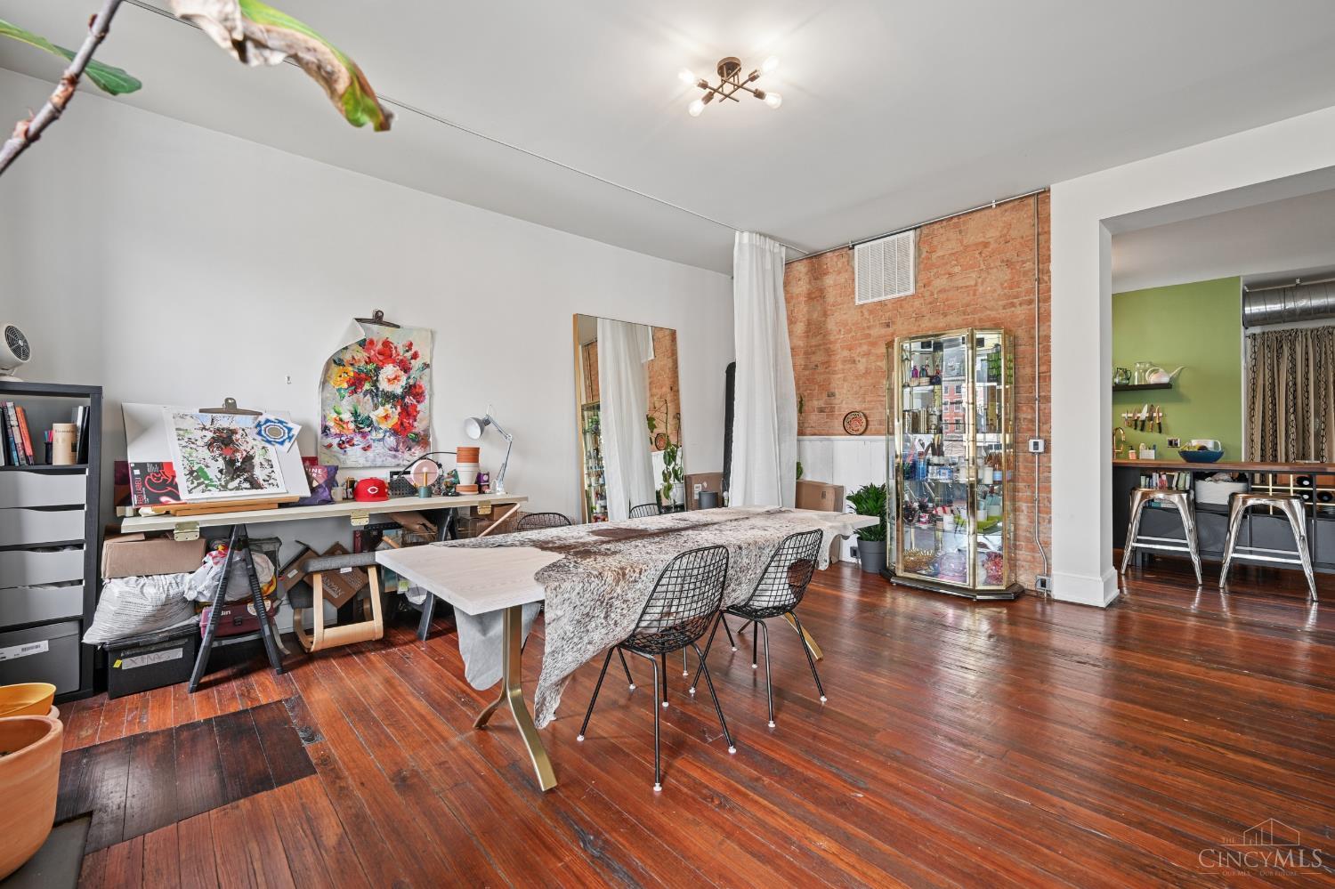 1420 Main Street 3E