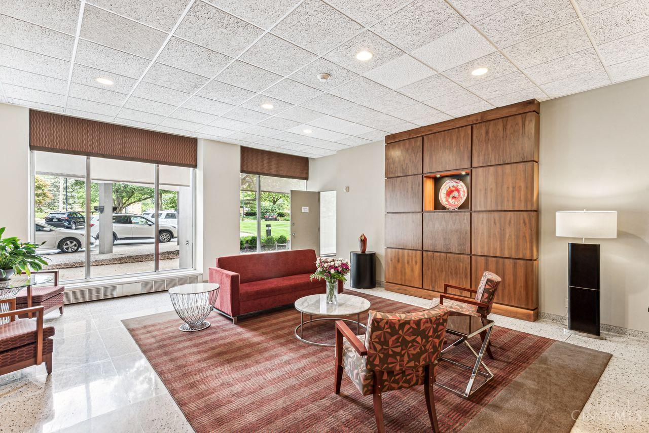 2324 Madison Road 408
