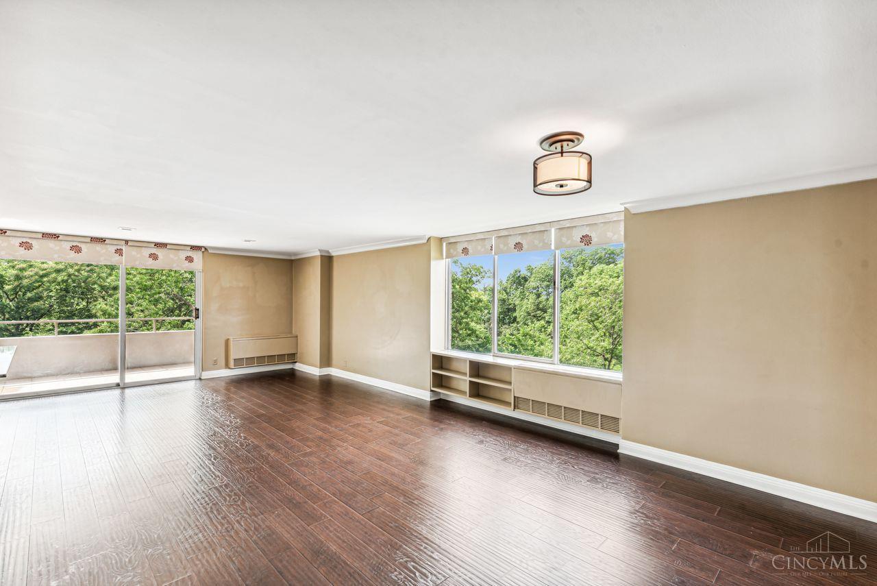 2324 Madison Road 408