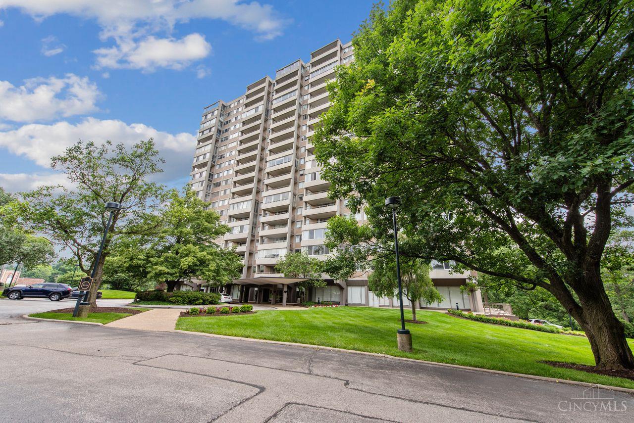 2324 Madison Road 408