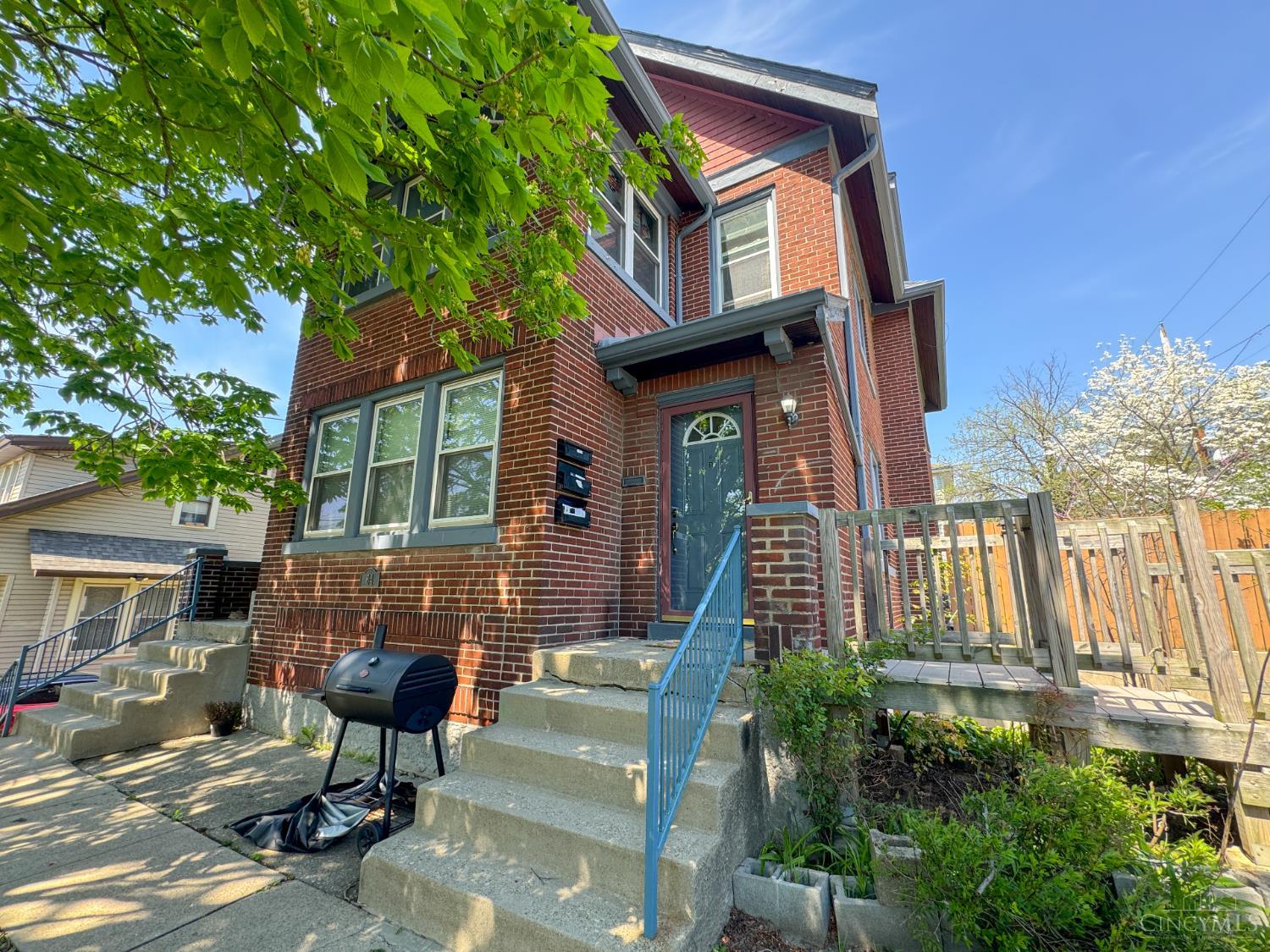 64 E Mitchell Avenue