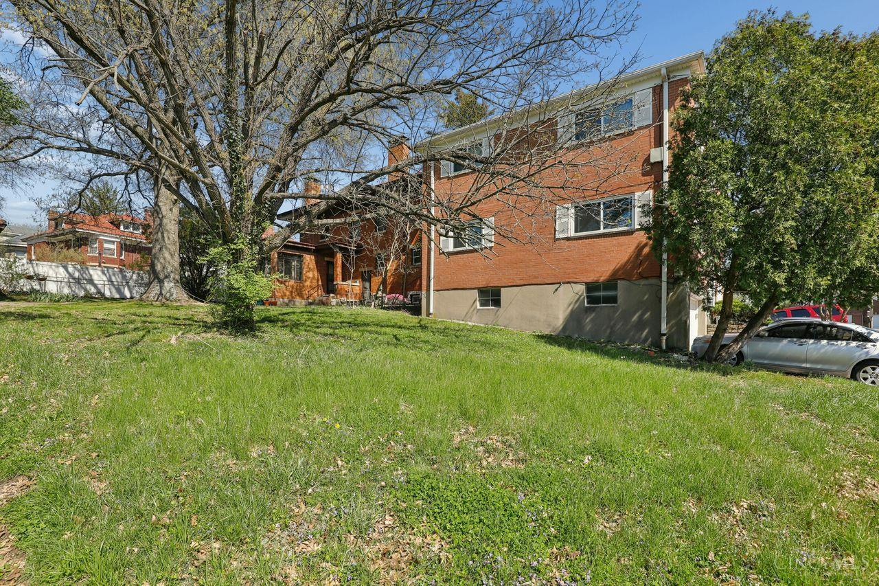 1153 Omena Place