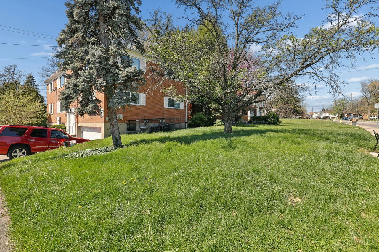 1153 Omena Place