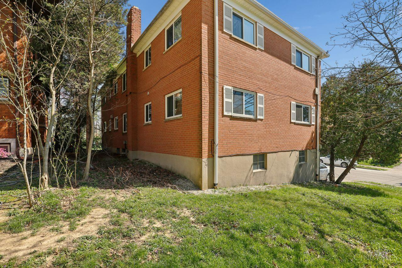1153 Omena Place