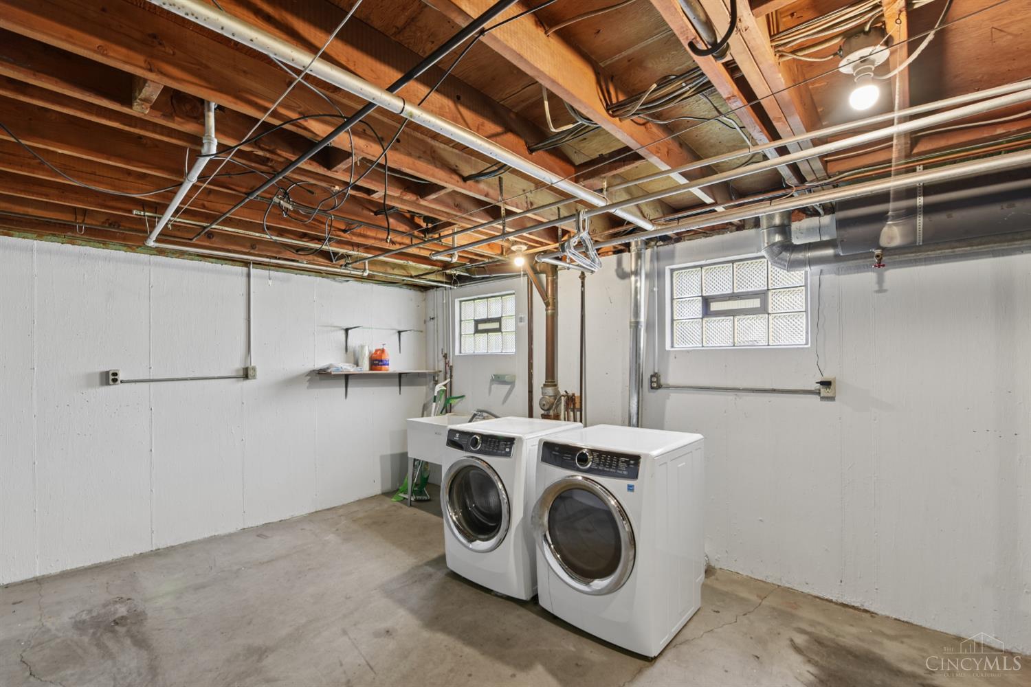 3191 Sunnyhollow Lane