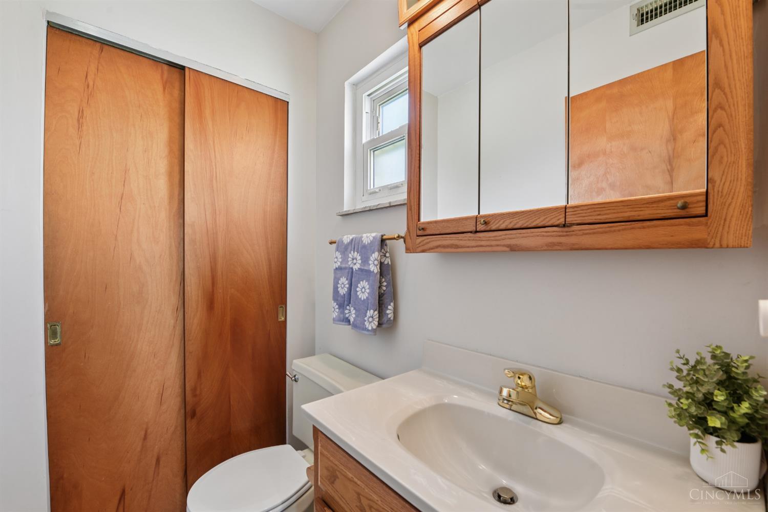 3191 Sunnyhollow Lane