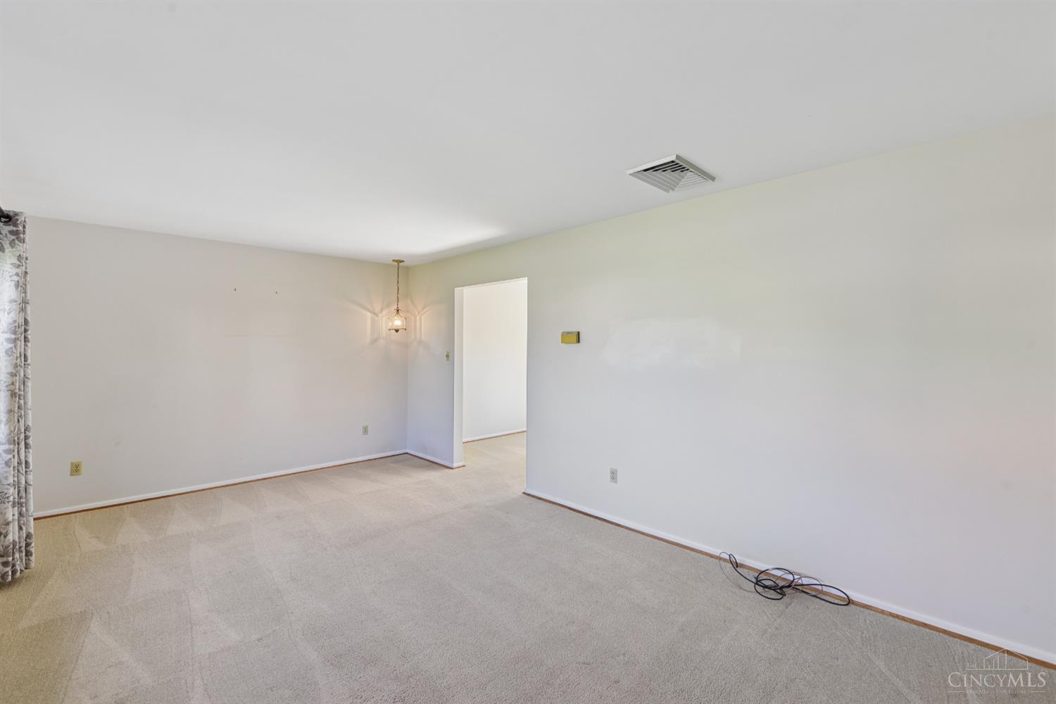 3191 Sunnyhollow Lane