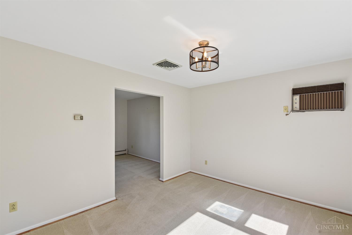 3191 Sunnyhollow Lane