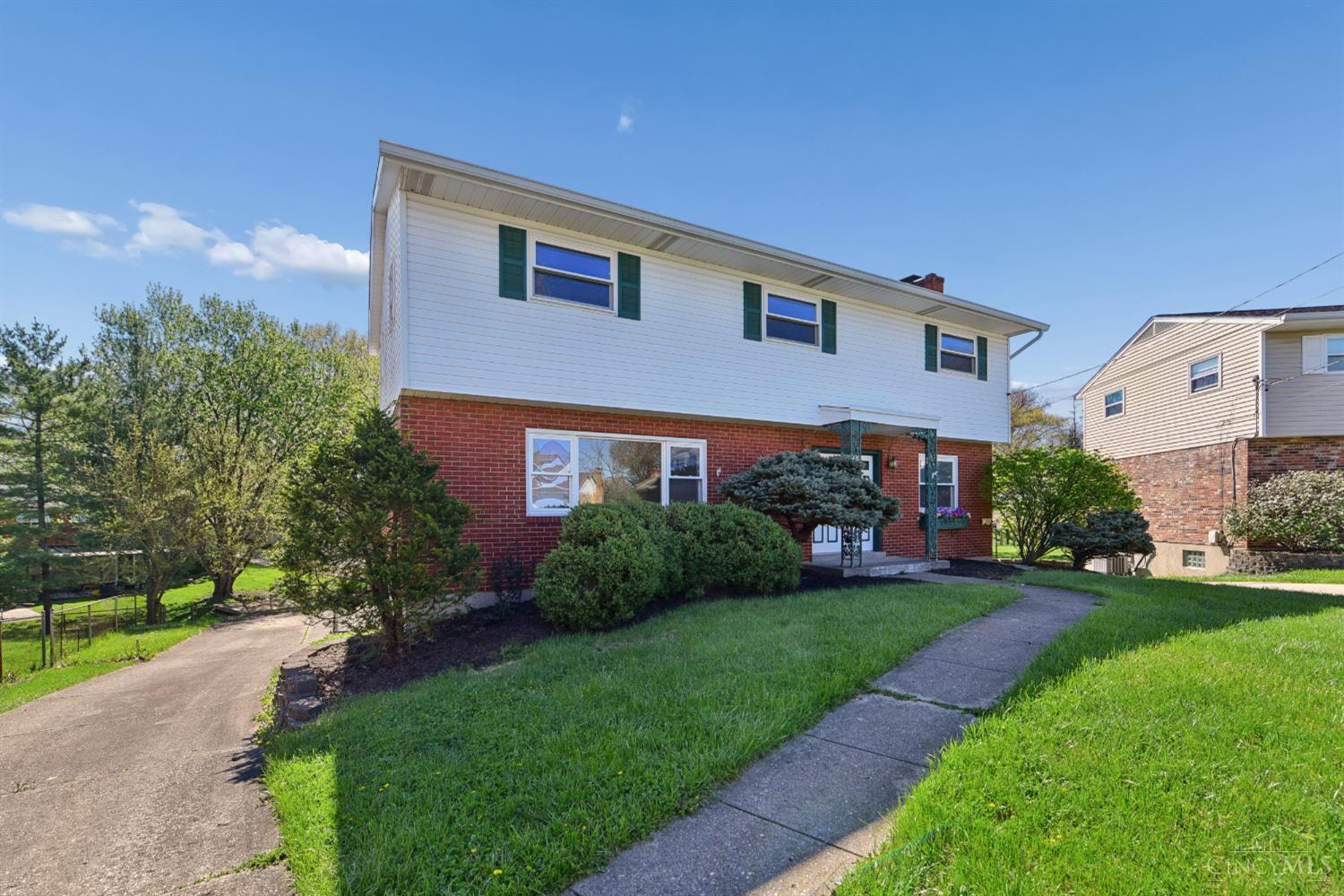 3191 Sunnyhollow Lane