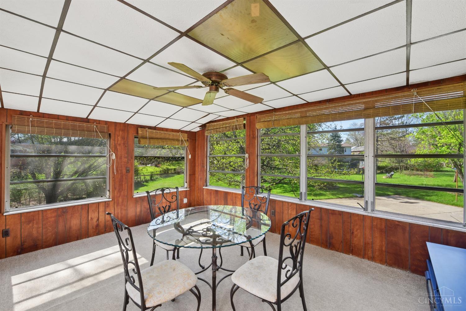 3191 Sunnyhollow Lane