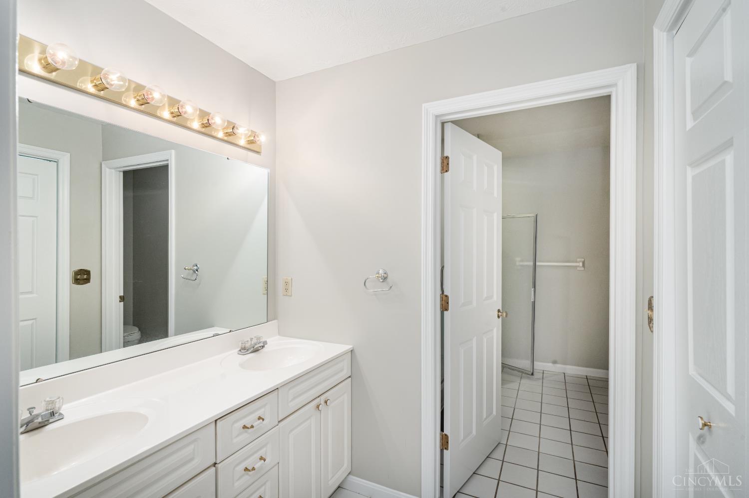 5440 Asbury 9