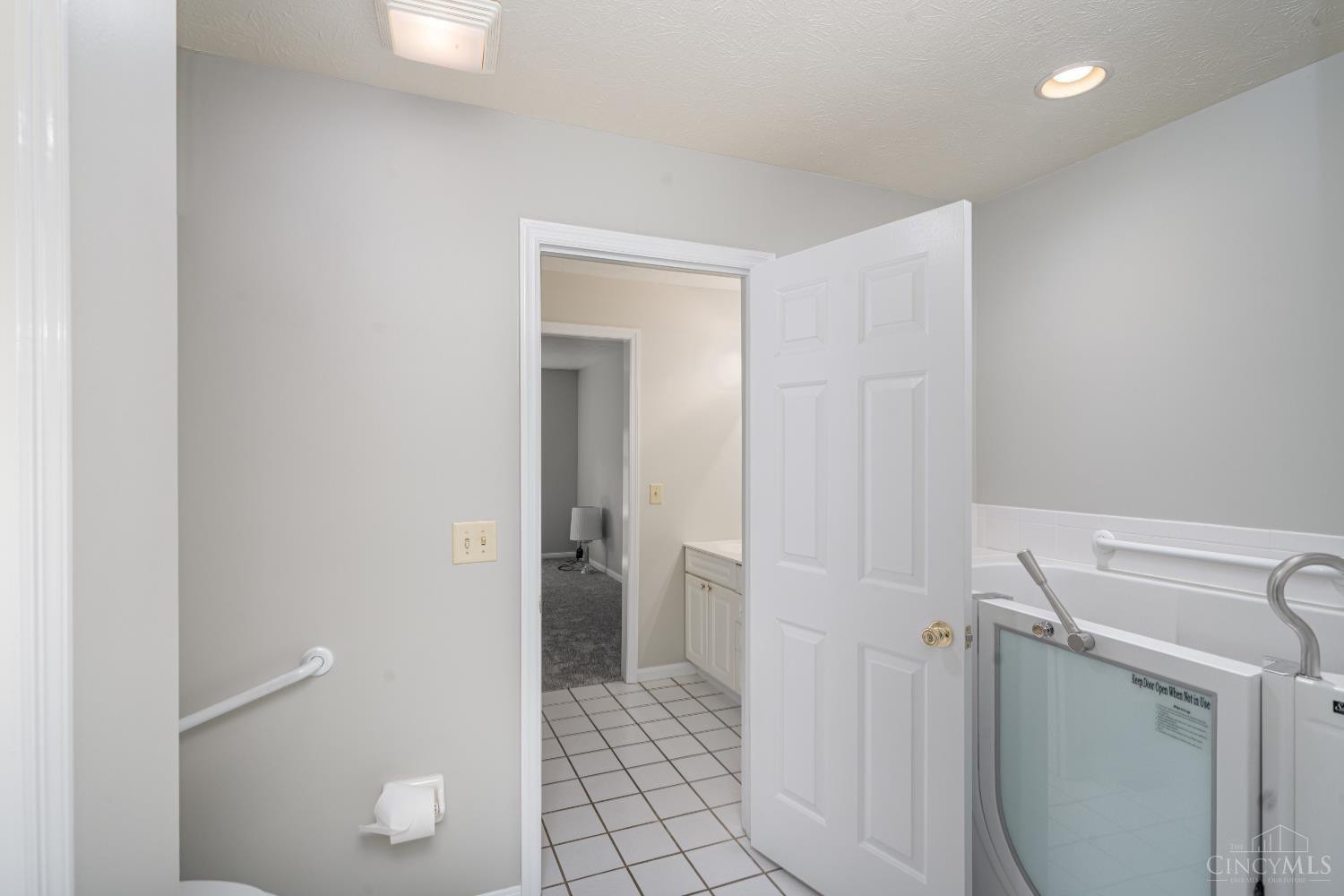 5440 Asbury 9