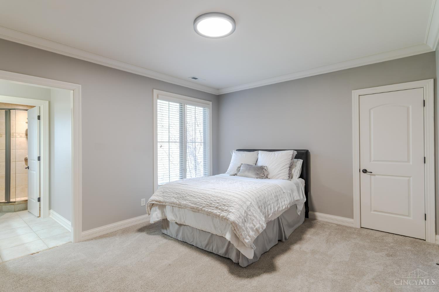8839 Bayside Court
