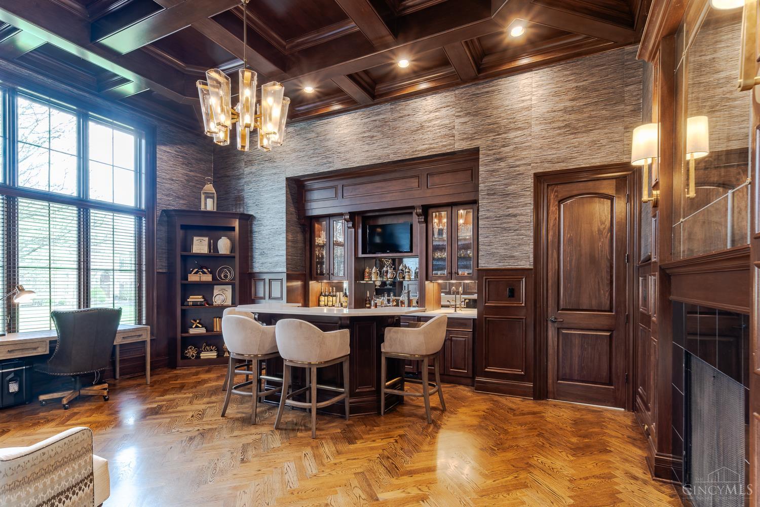 8839 Bayside Court