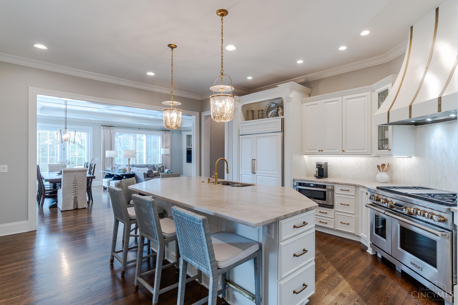 8839 Bayside Court