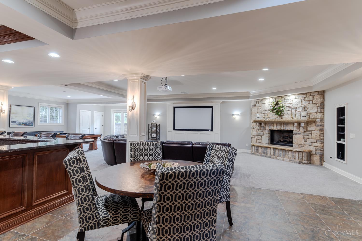 8839 Bayside Court