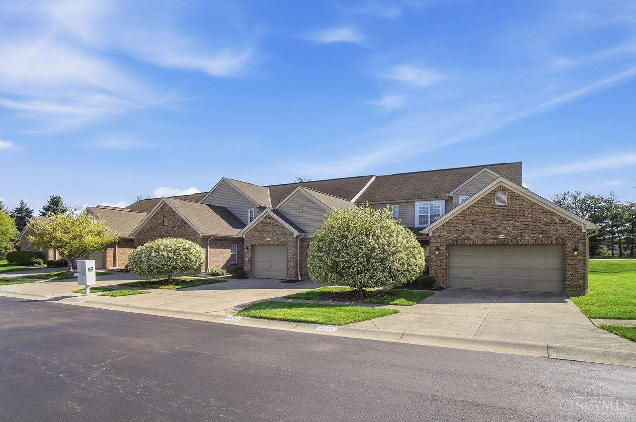 4644 Court Yard Drive