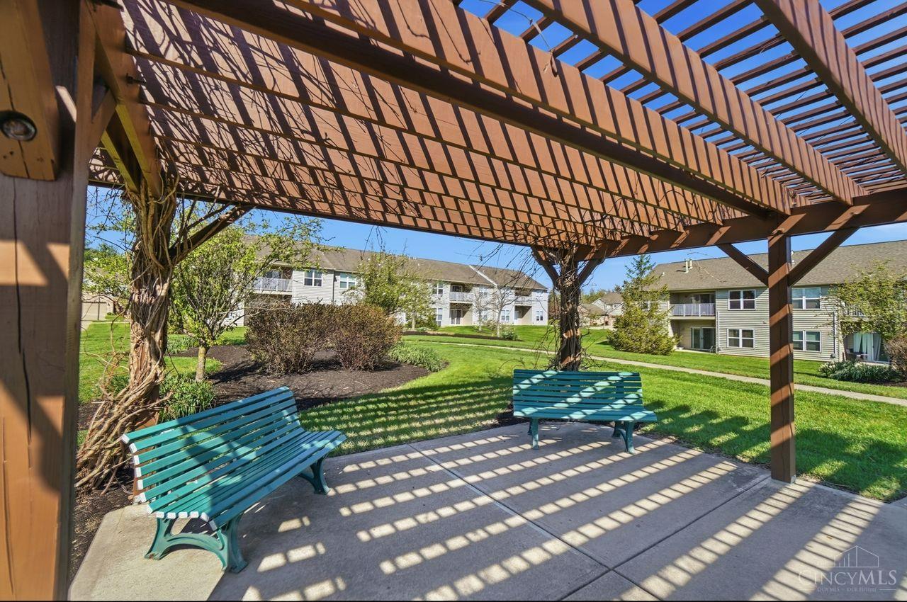 4644 Court Yard Drive