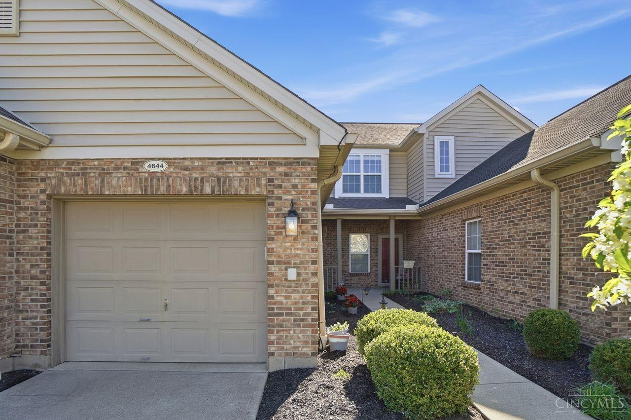 4644 Court Yard Drive