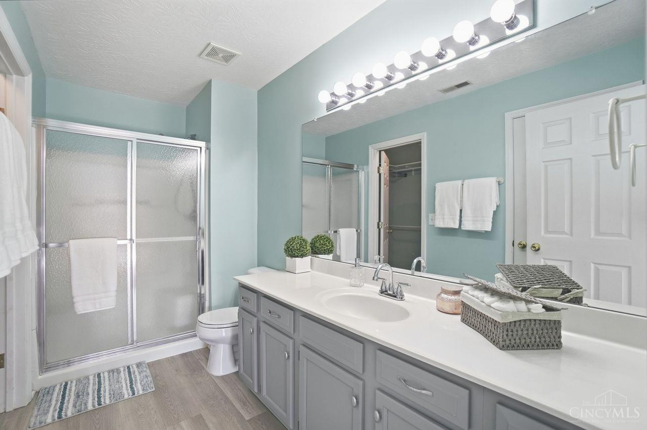 4644 Court Yard Drive