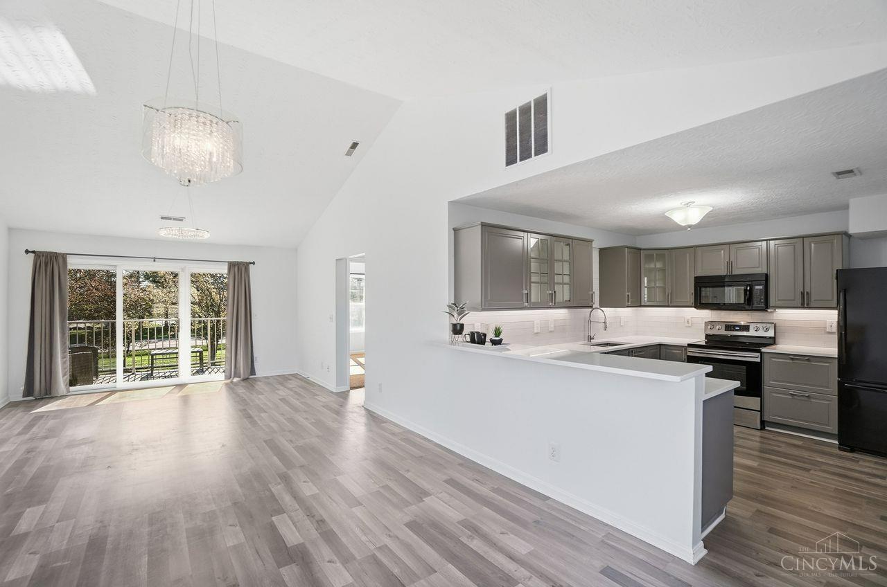 4644 Court Yard Drive