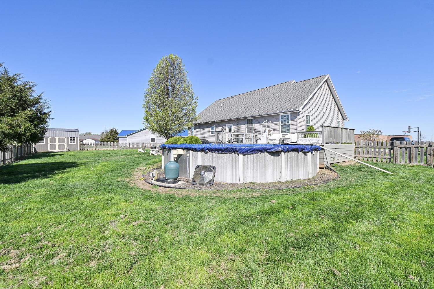 8122 Catfish Court