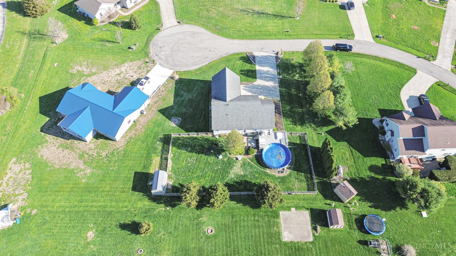8122 Catfish Court