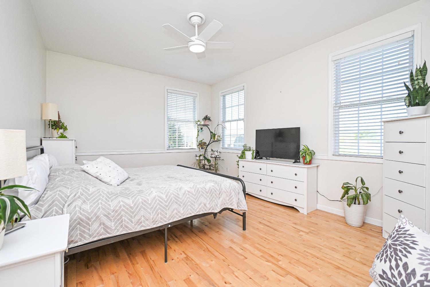8122 Catfish Court