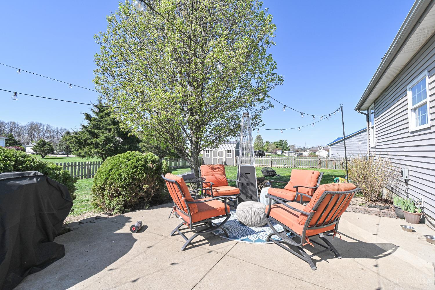 8122 Catfish Court