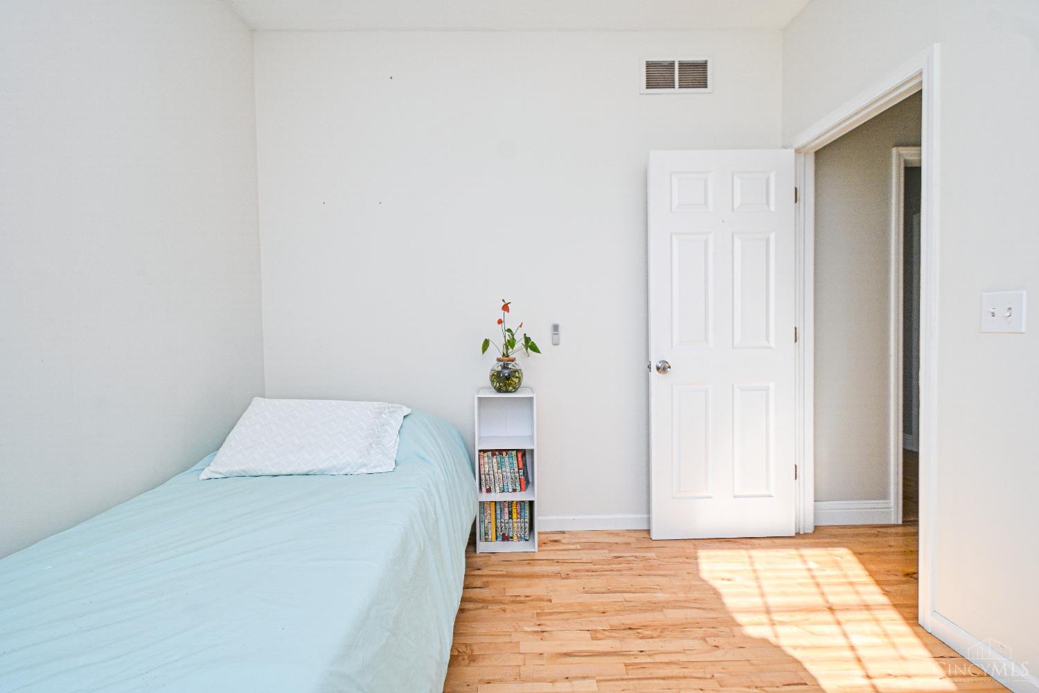 8122 Catfish Court