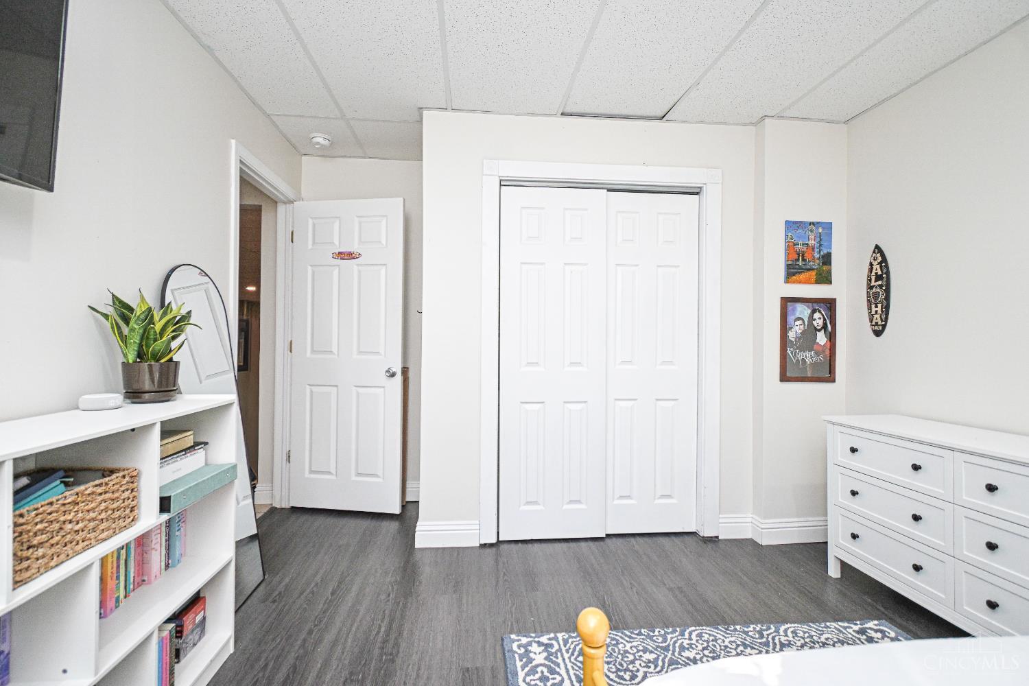 8122 Catfish Court