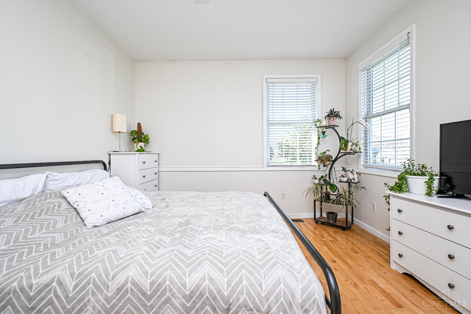 8122 Catfish Court