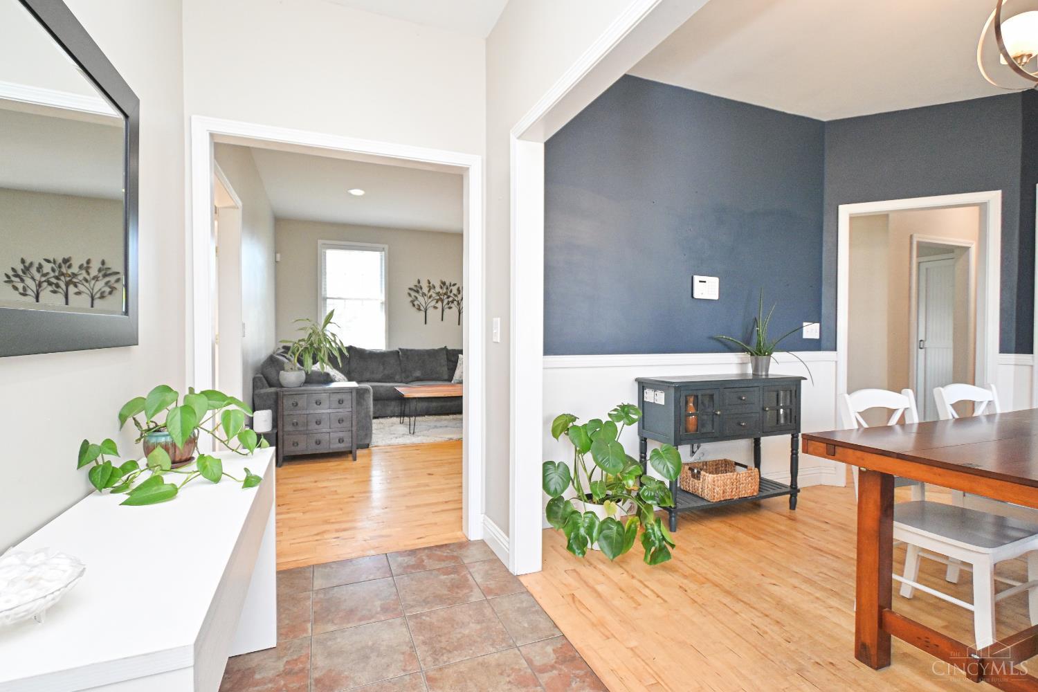 8122 Catfish Court