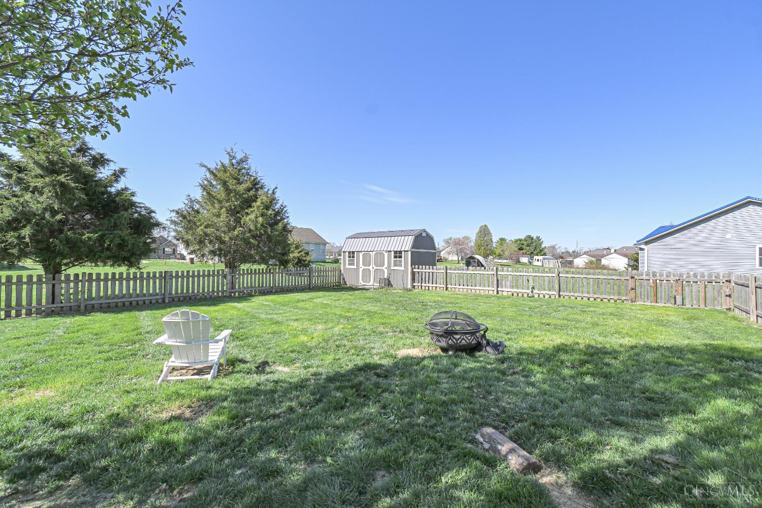 8122 Catfish Court