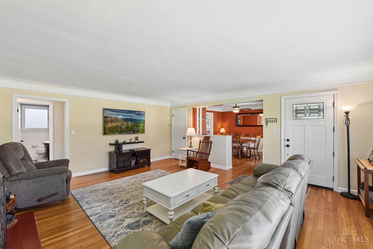 1075 Nimitz Lane