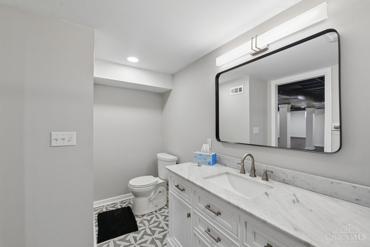 1075 Nimitz Lane