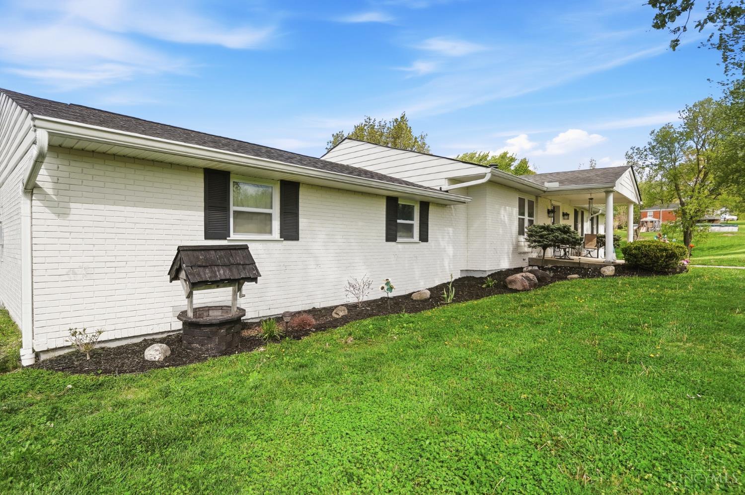5211 Spechtview Drive