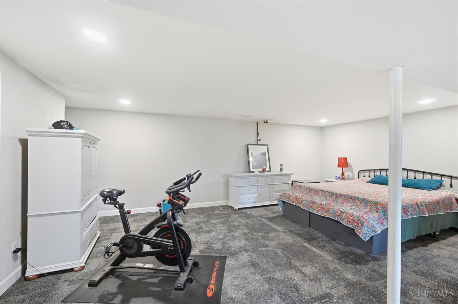 5211 Spechtview Drive
