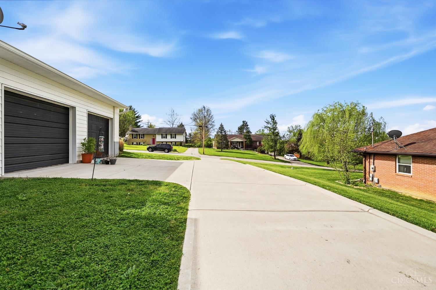 5211 Spechtview Drive
