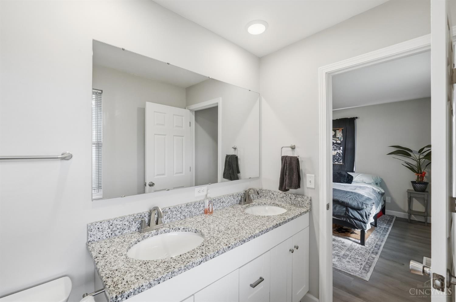 5211 Spechtview Drive