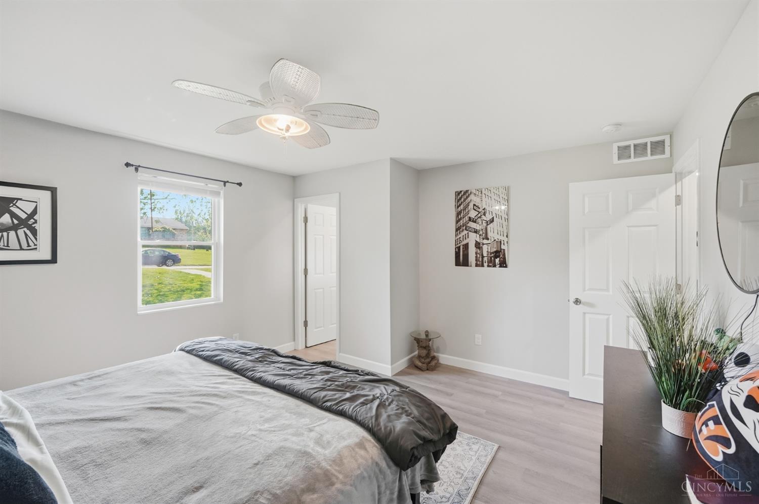 5211 Spechtview Drive