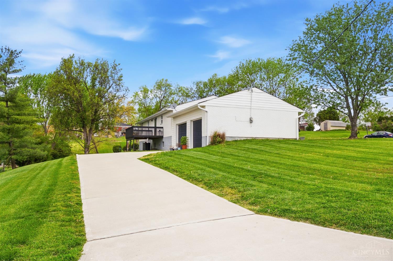 5211 Spechtview Drive