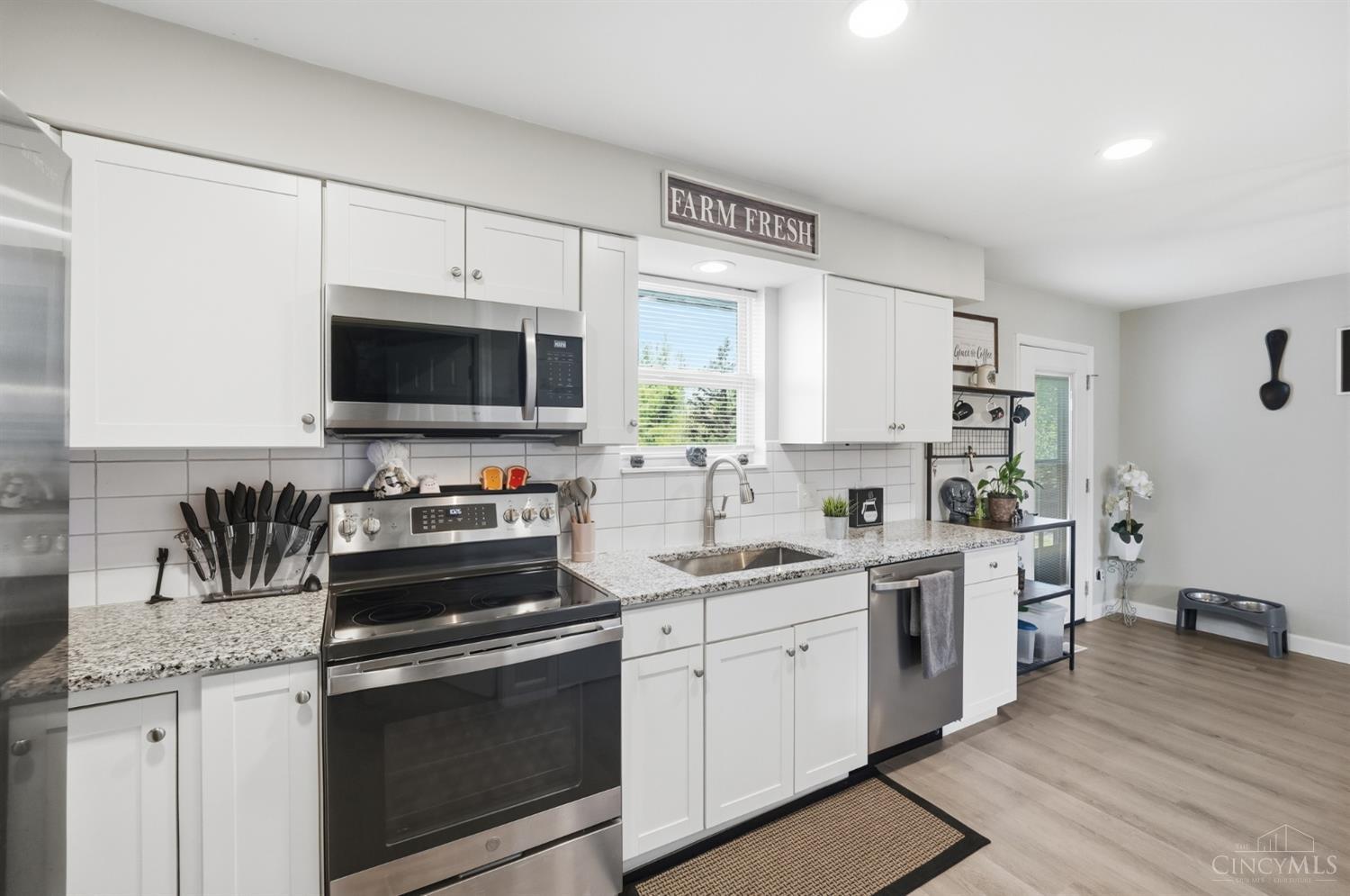 5211 Spechtview Drive