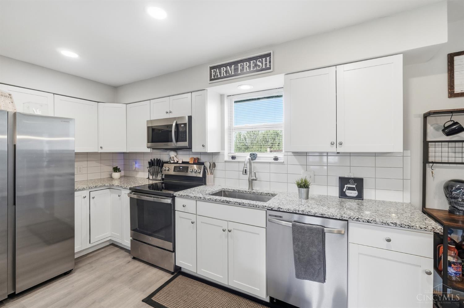 5211 Spechtview Drive