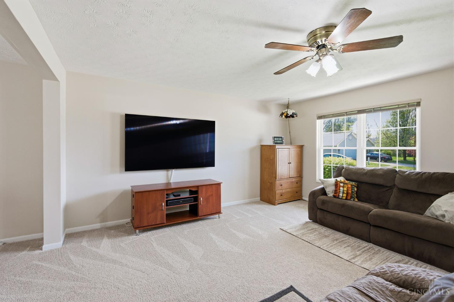 8080 Kings Court