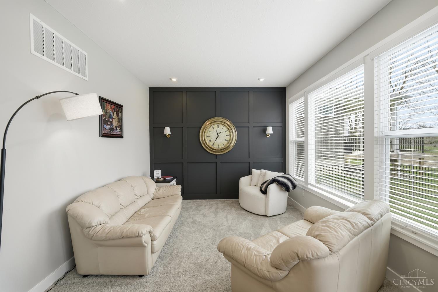 1261 Trailhead Place