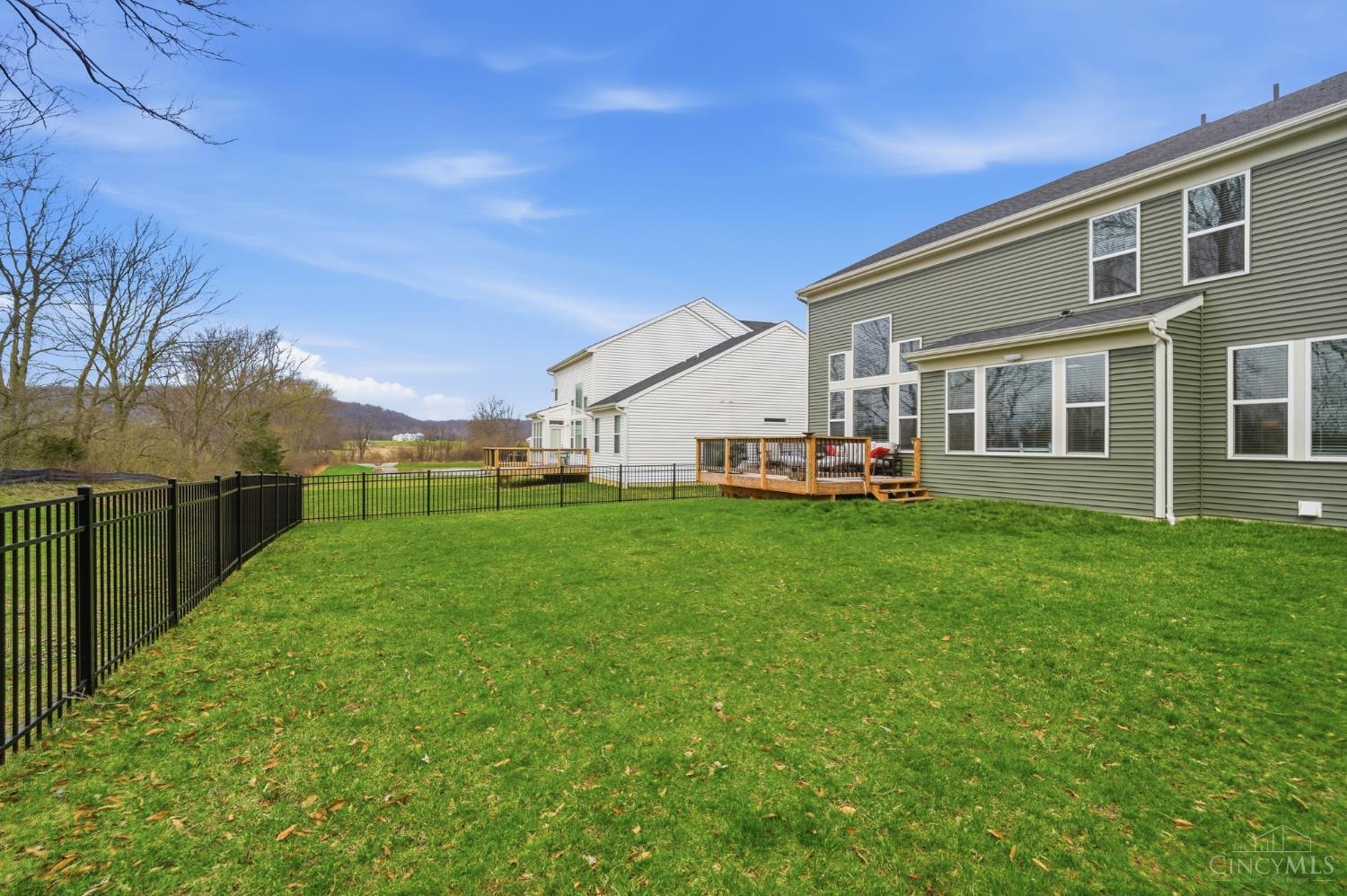 1261 Trailhead Place