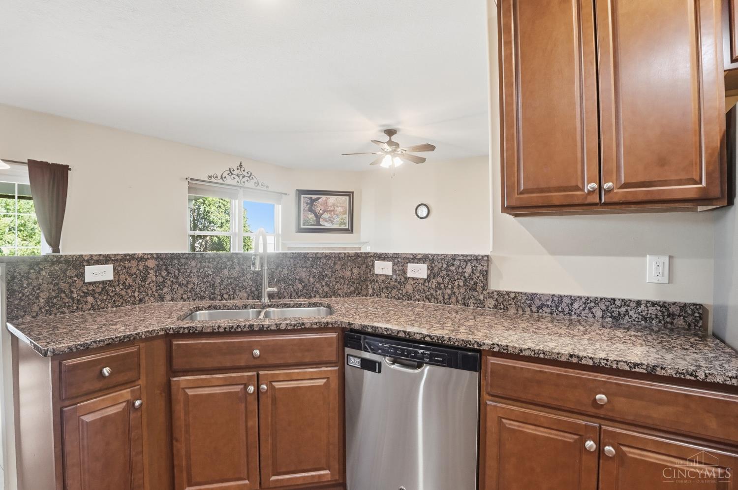 1553 Tatum Lane