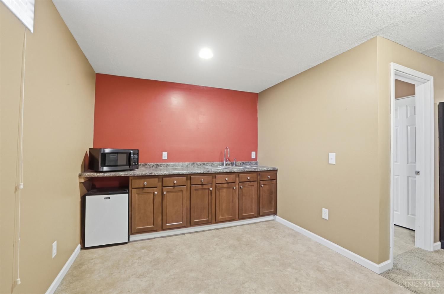 1553 Tatum Lane